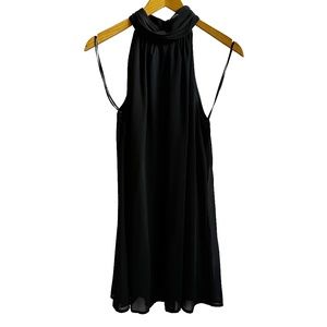 LOVE RICHE | High Neck Shift Dress | Large | Black | Button Closure